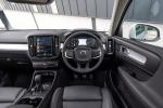 Volvo XC40 T3 Momentum 2018 года (UK)